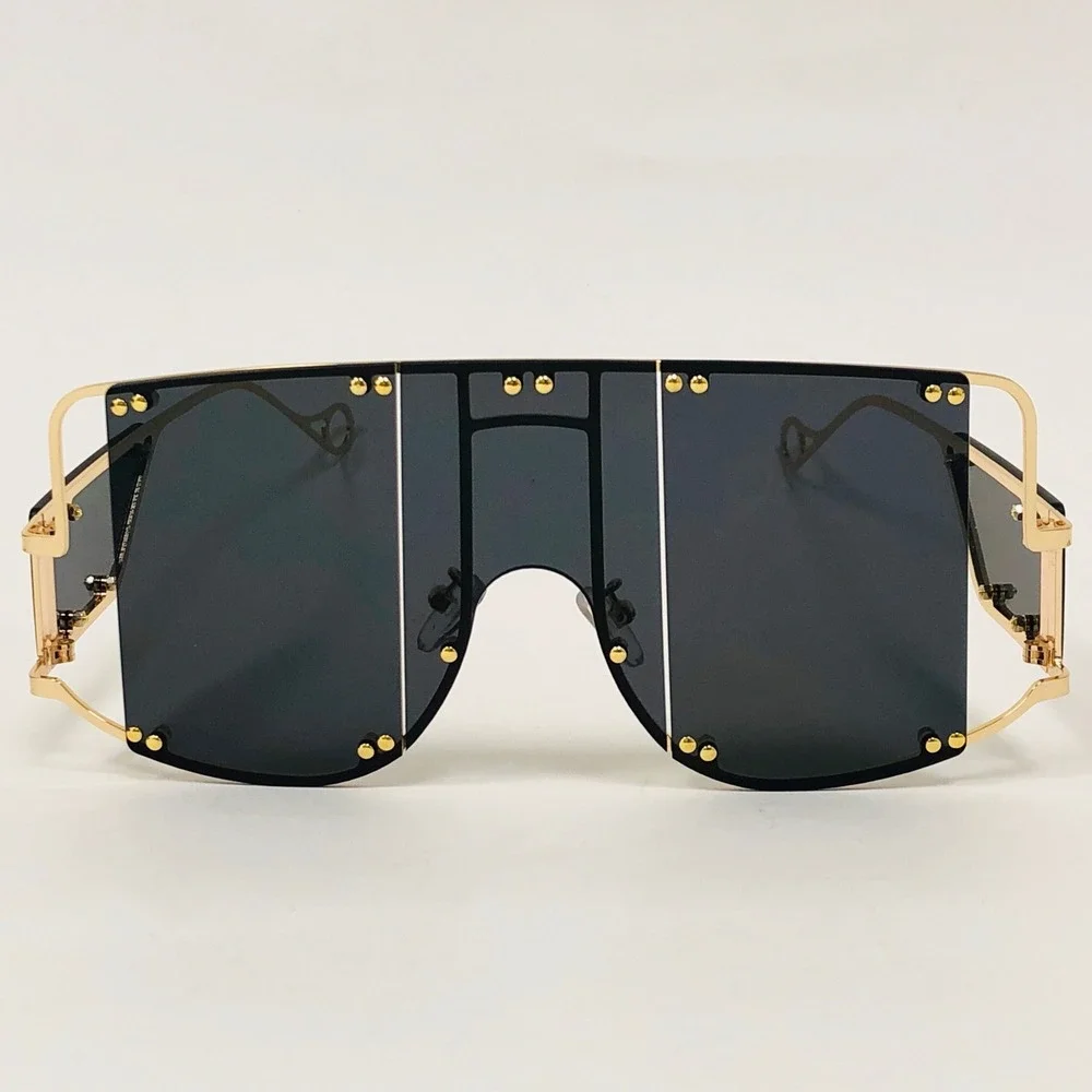 Oversized Shield Sunglasses Gold Studded Accents Fashion Statement Shades Lentes